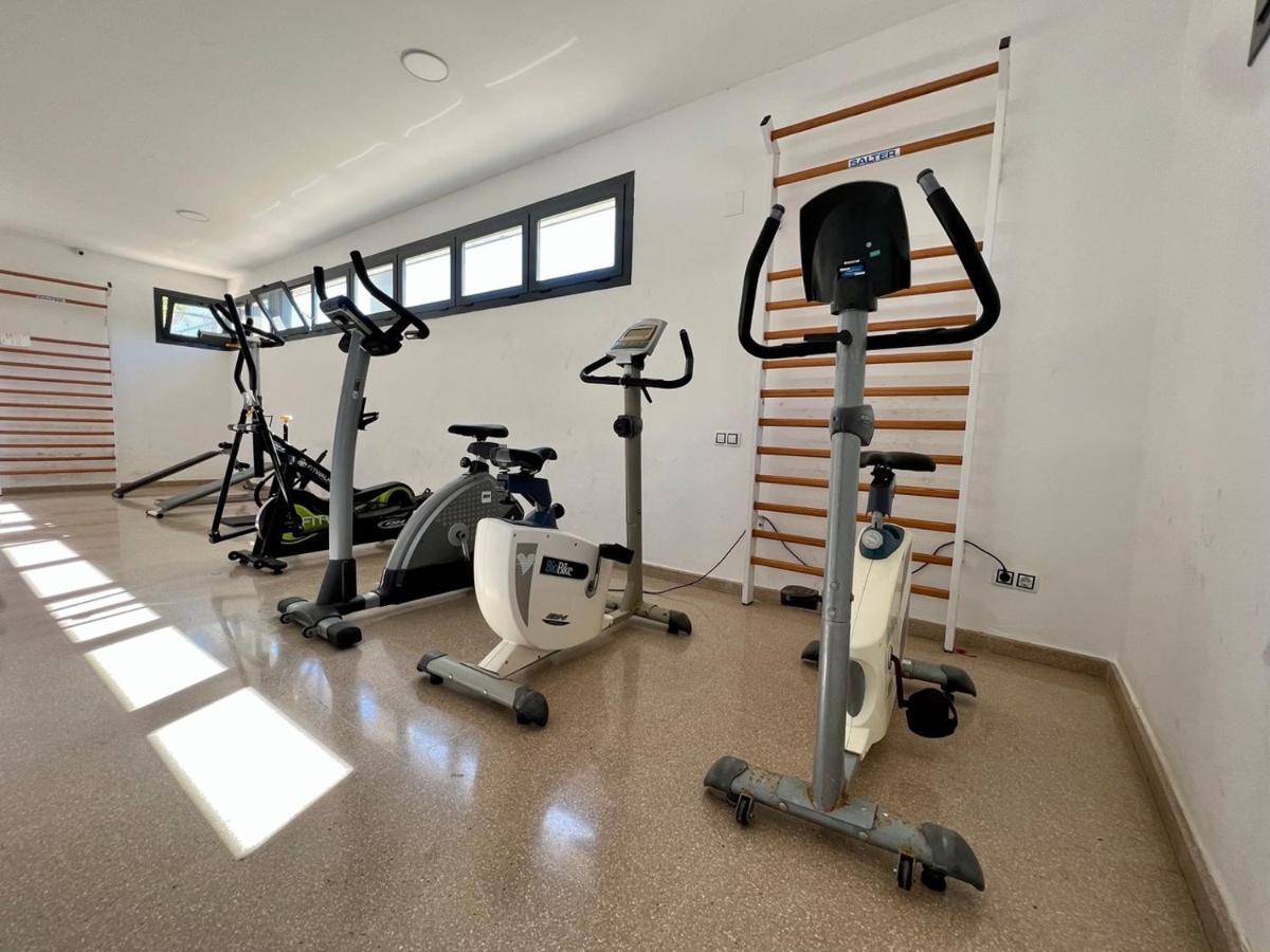 Aura Apartment *